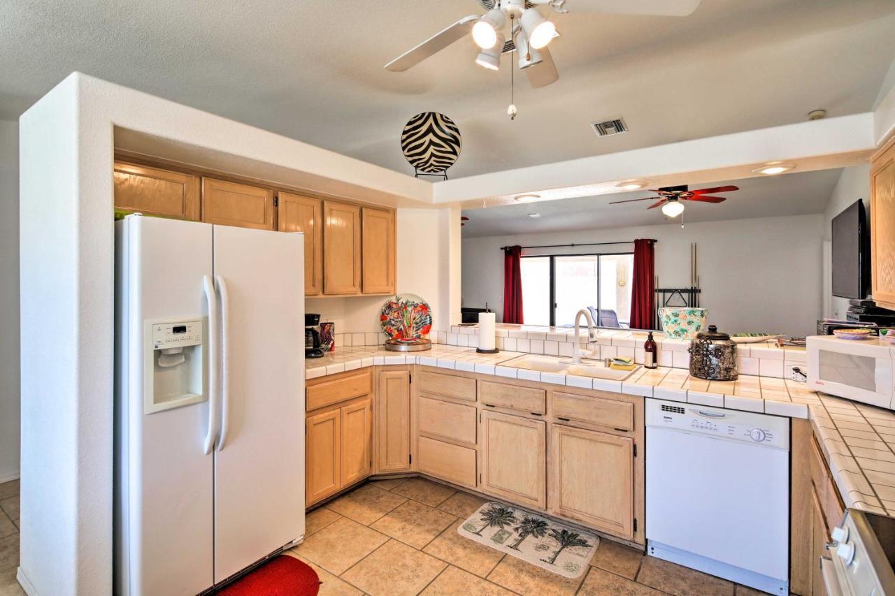 Lake Havasu Home With Rooftop Deck And Mountain Views! Lake Havasu City Eksteriør billede