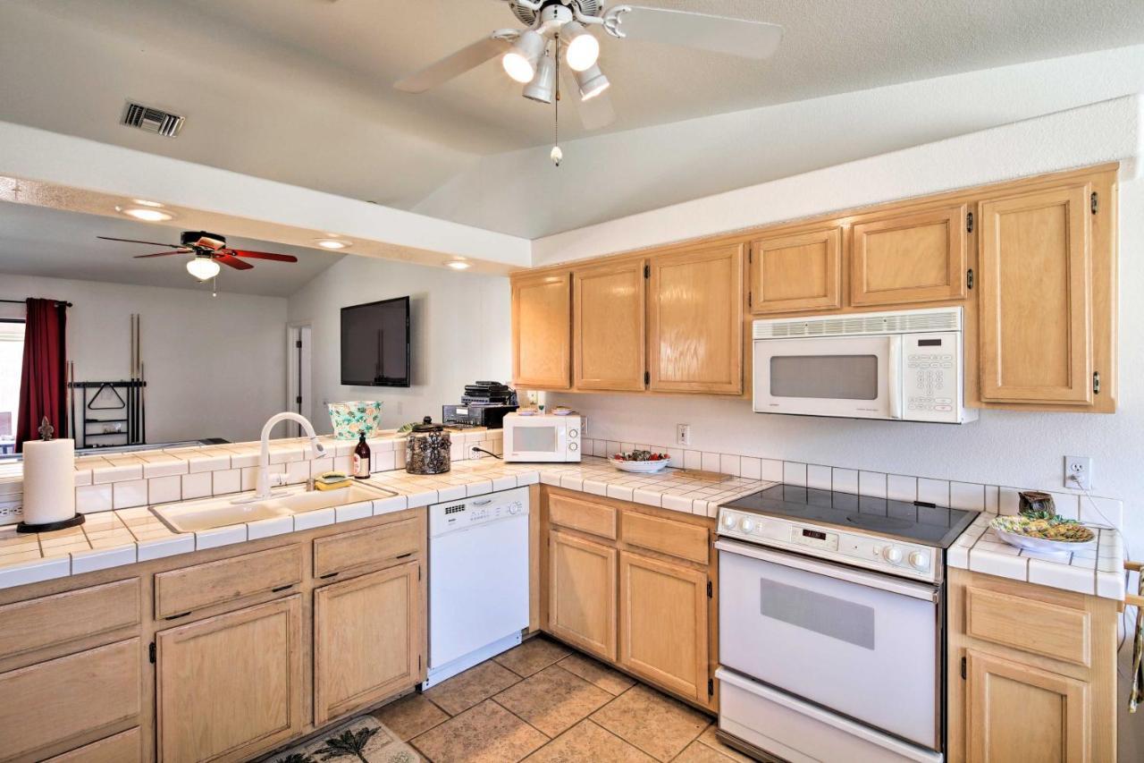 Lake Havasu Home With Rooftop Deck And Mountain Views! Lake Havasu City Eksteriør billede