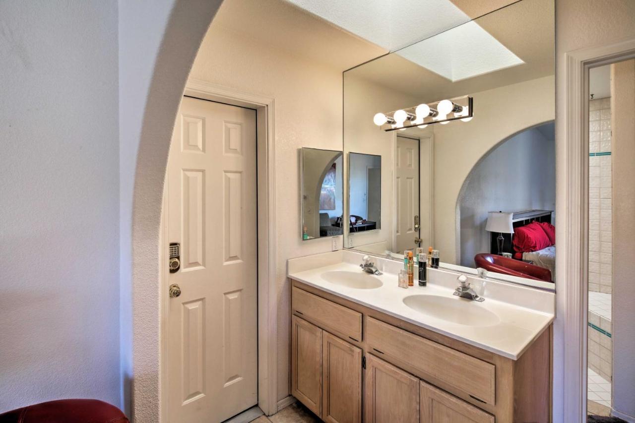 Lake Havasu Home With Rooftop Deck And Mountain Views! Lake Havasu City Eksteriør billede
