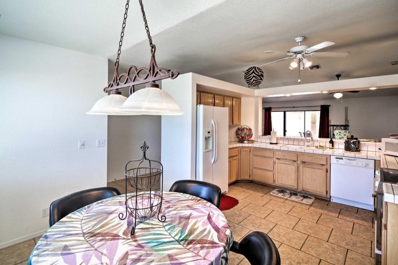 Lake Havasu Home With Rooftop Deck And Mountain Views! Lake Havasu City Eksteriør billede